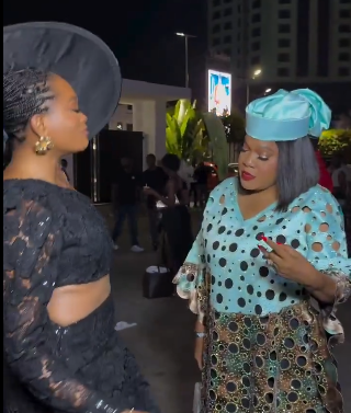 Toyin Abraham complained about Kiekie’s attire at an event. “She is a married woman and a mother.” 👀